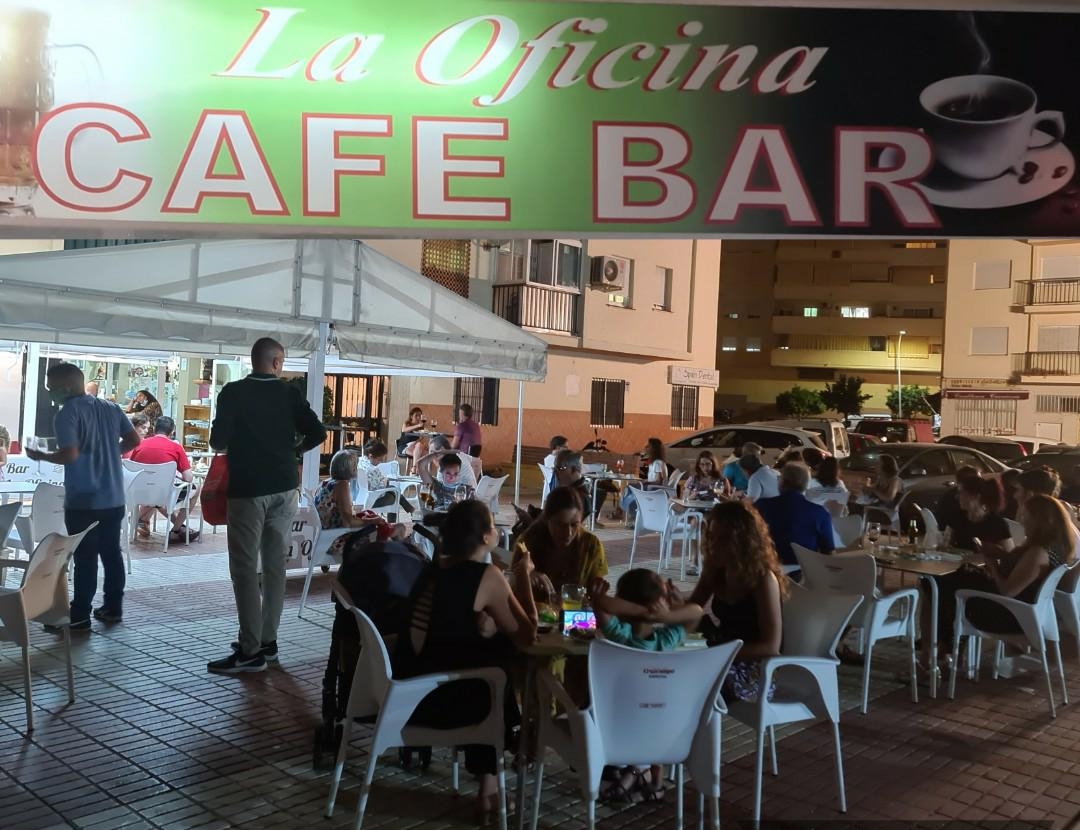 Café Bar La Oficina. 